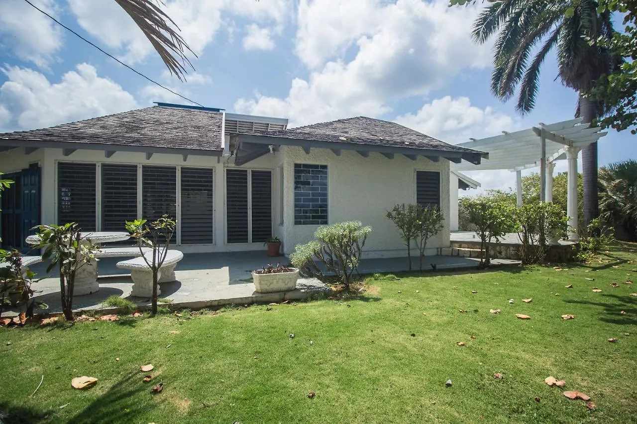 Carey Park Island Breeze Beach Villa Carey Park