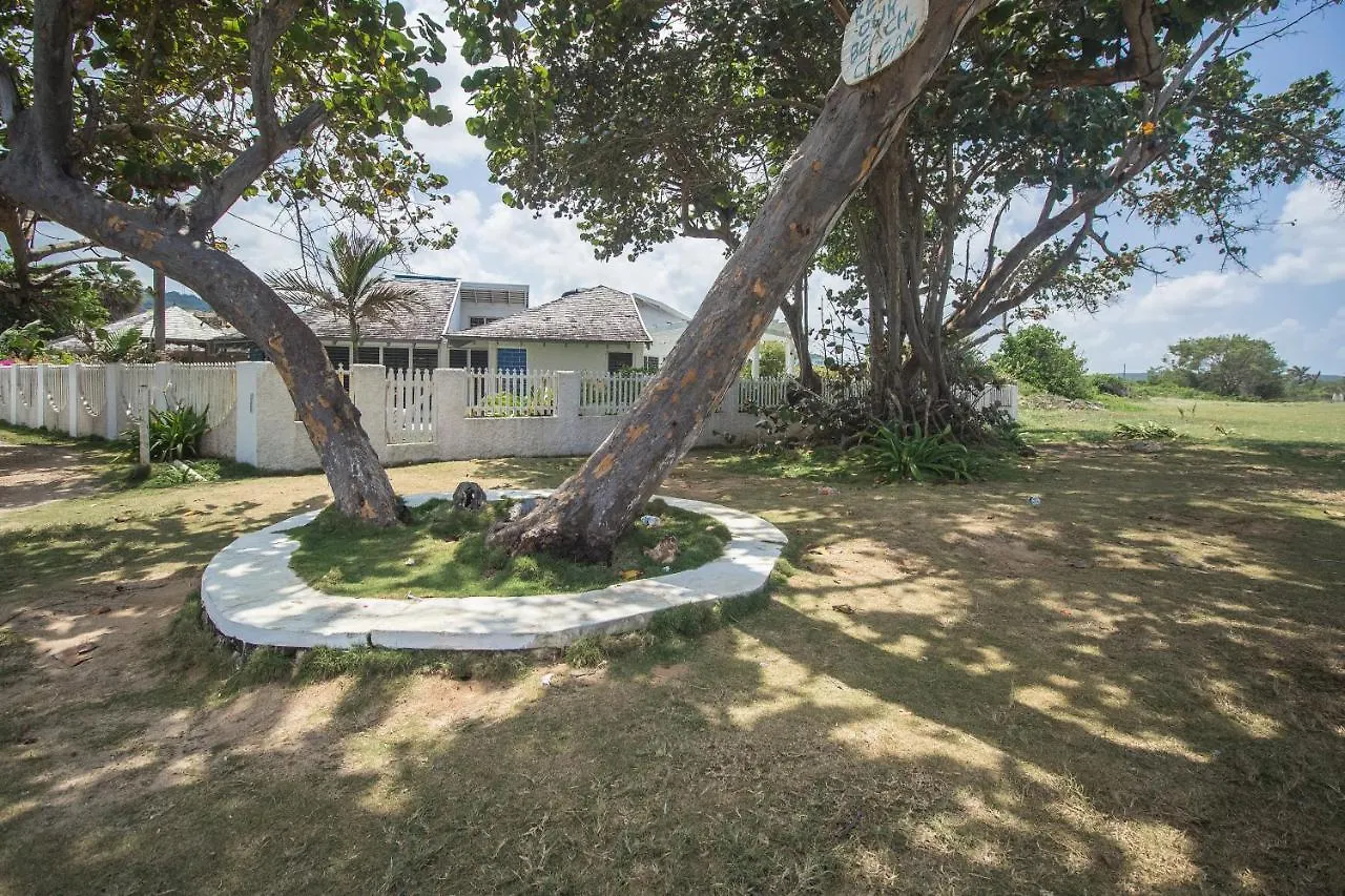 Carey Park Island Breeze Beach Villa