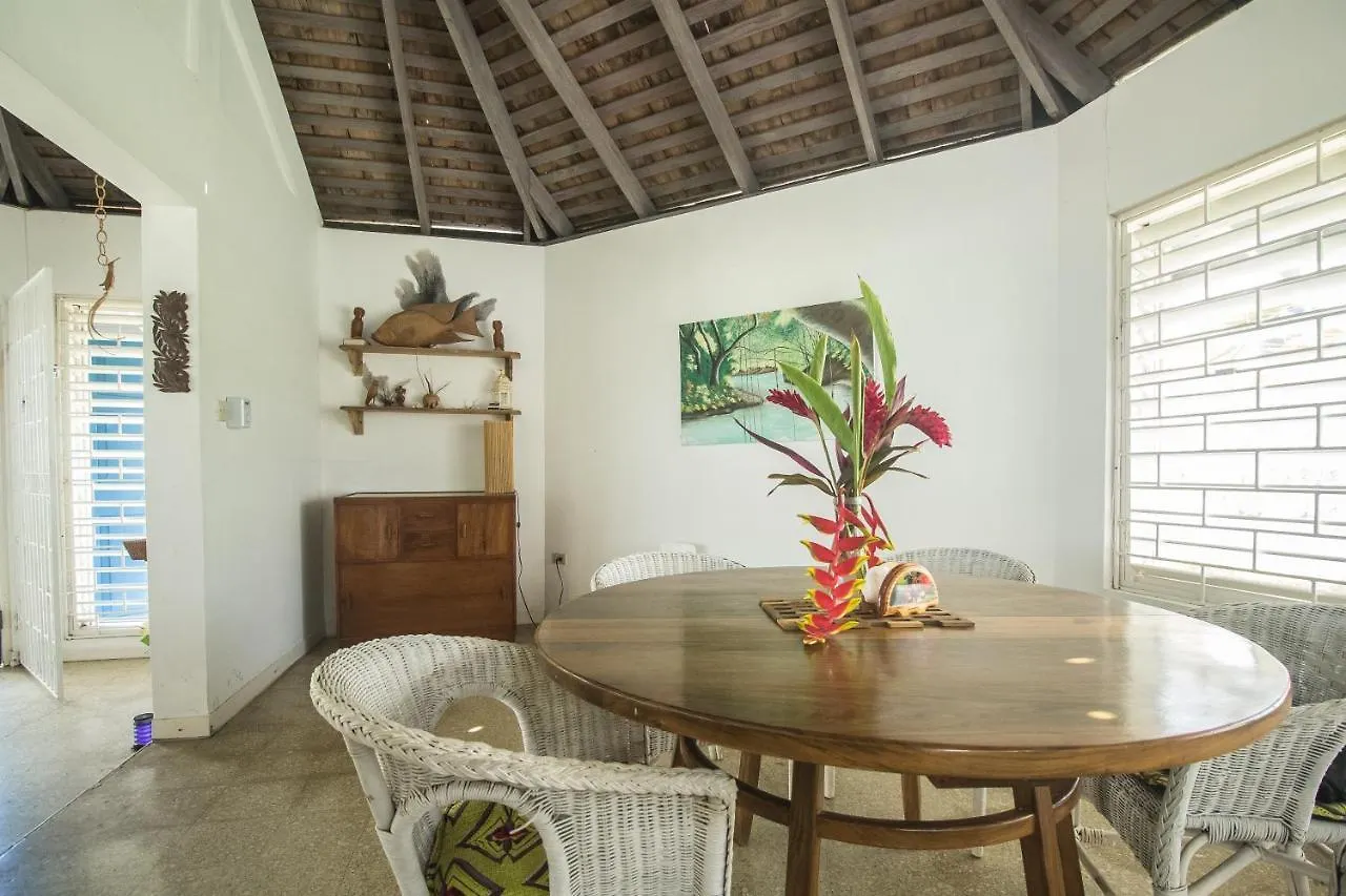 Carey Park Island Breeze Beach Villa Carey Park